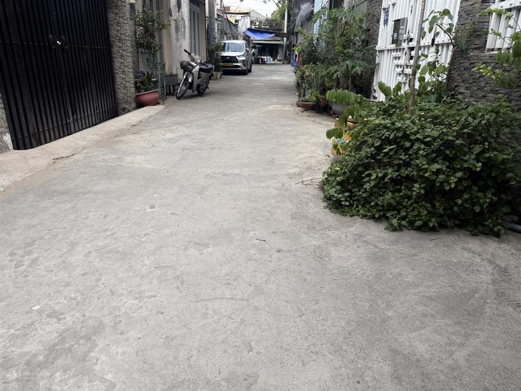 Bán nhà linh đông thủ đức 3 tầng giá 6,5 tỷ, 95m2, 3pn, 3wc