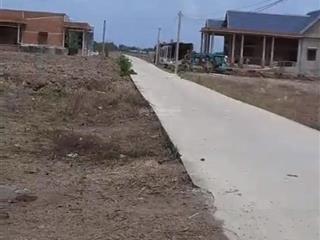 Bán đất 718m2, 3 tỷ, view đẹp tại ấp hựu lộc, long hựu tây, cần đước