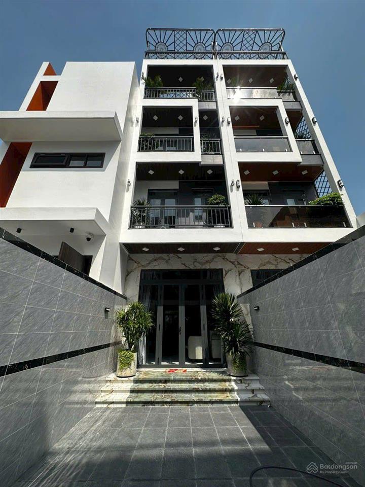 Bán nhà sát trường học nguyễn văn thệ q12 ( chạy về gò vấp 5p