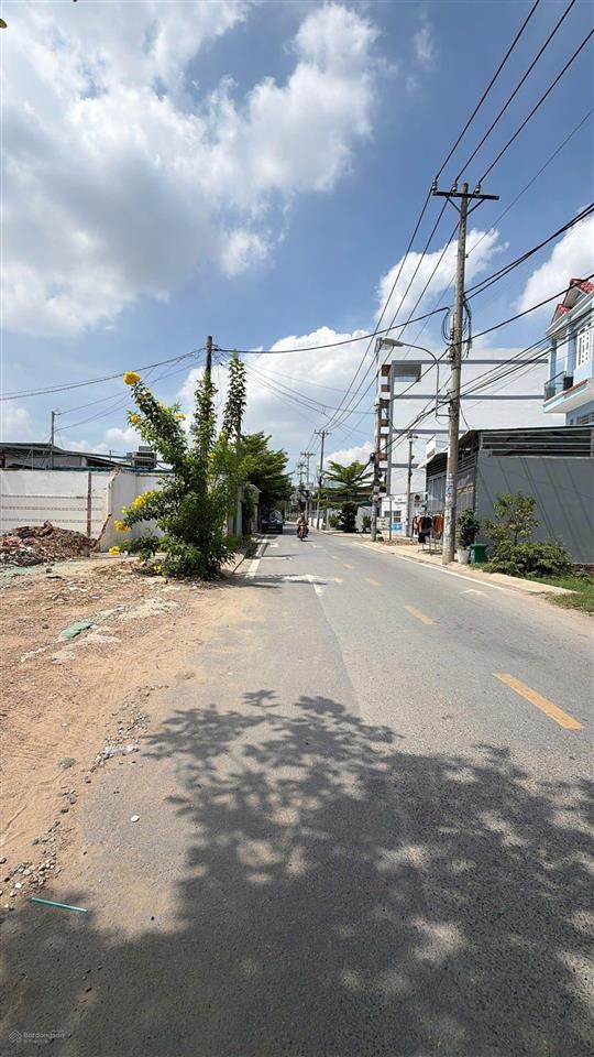 Chị chủ cần ra nhanh lô đất mặt tiền, kinh doanh buôn bán đa ngành nghề q12
