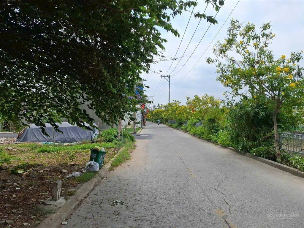 Bán đất tl37 , đt 60m , sát công viên, gần trường học