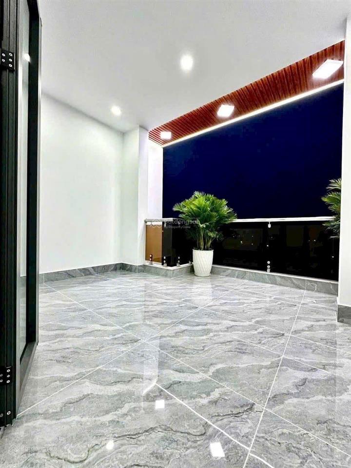 Chủ ngộp cần ra nhanh căn nhà q12