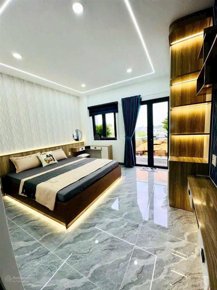Chủ ngộp cần ra nhanh căn nhà q12