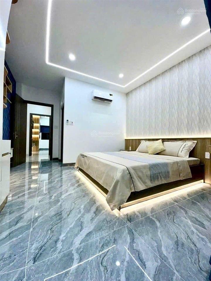 Chủ ngộp cần ra nhanh căn nhà q12