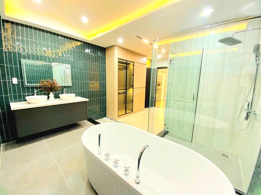 Không mua căn này thì tiếc lắm khách ơi, không gian đáng sống, nhà là nơi để về