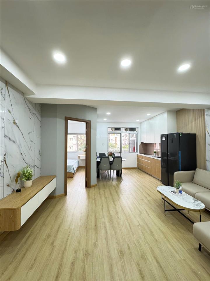 Bán căn hộ cc hưng vượng 3 pháp lý sổ hồng  dt 60m2  2pn 2wc  giá 4,65tỷ   0905 134 *** hiếu