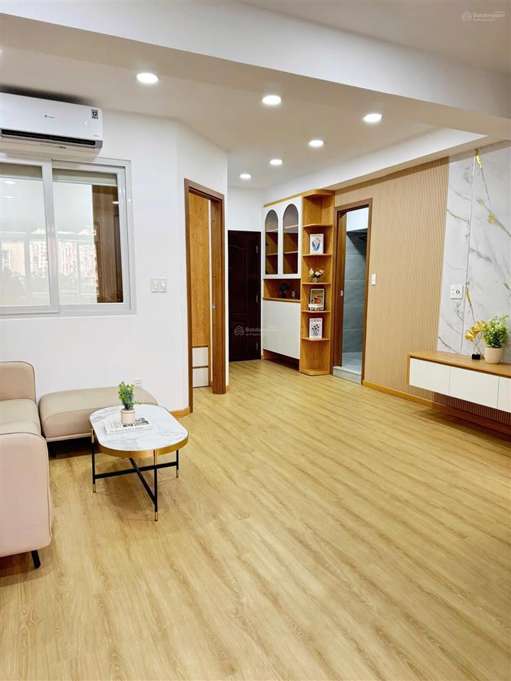 Bán căn hộ cc hưng vượng 3 pháp lý sổ hồng  dt 60m2  2pn 2wc  giá 4,65tỷ   0905 134 *** hiếu