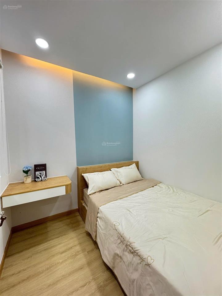 Bán căn hộ cc hưng vượng 3 pháp lý sổ hồng  dt 60m2  2pn 2wc  giá 4,65tỷ   0905 134 *** hiếu