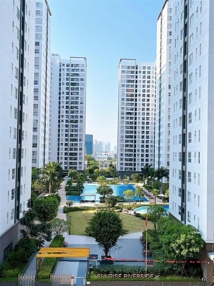 Bán căn hộ saigon south  dt 65 m2  2pn + 2wc  giá 5 tỷ