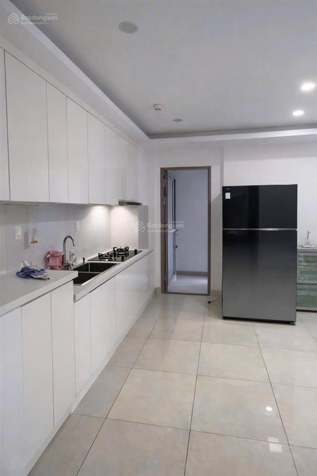 Bán căn hộ saigon south  dt 65 m2  2pn + 2wc  giá 5 tỷ