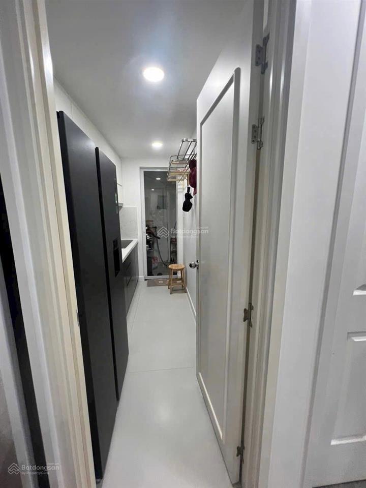 Bán cc ehome 5 q7, có ban công, dt 69m 2pn 2wc , giá 4,04tỉ tl , 0905 134 *** hiếu