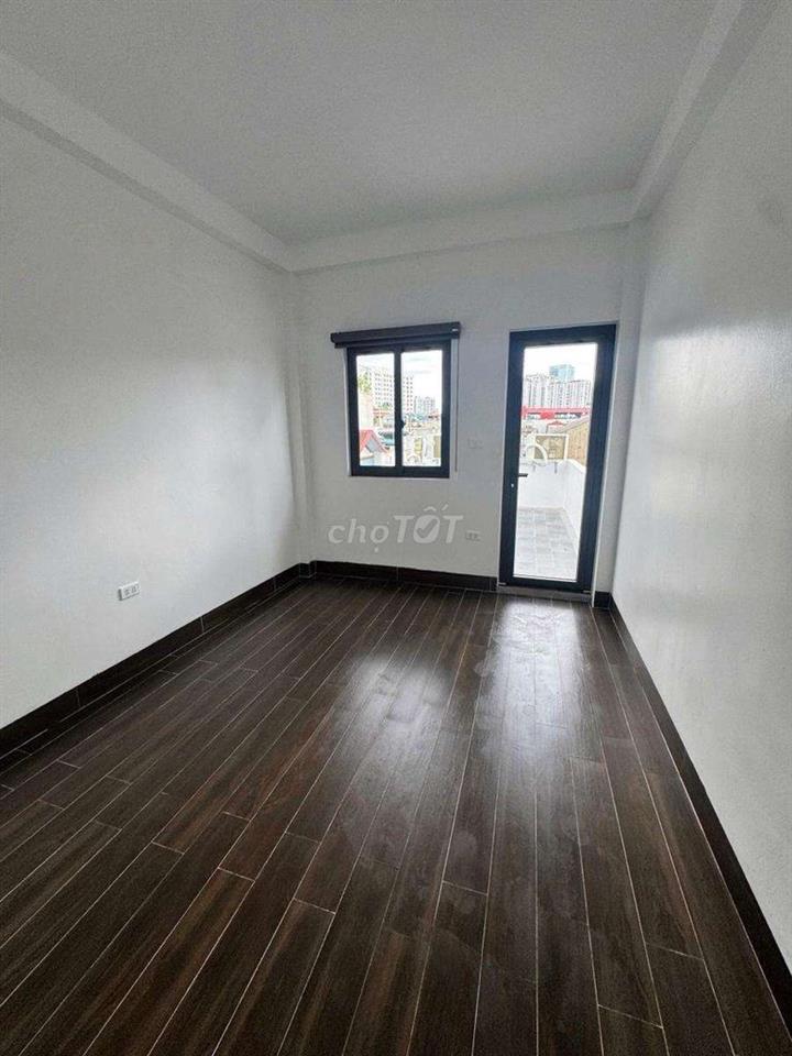 Nhà Xuân Đỉnh Ngoại Giao Đoàn 35m2 x 6 tầng thang máy, full đồ hơn 9đ