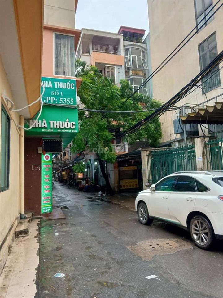 Phân lô Xuân Thủy - Cầu Giấy 40m2 5 tầng lô góc 3 mặt ngõ thông ô tô.
