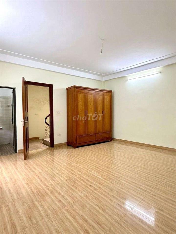 Chỉ 8đ - TT Đống Đa 36m2 5 tầng mt5m - ngõ thông kinh doanh, Hồ Ba Mẫu