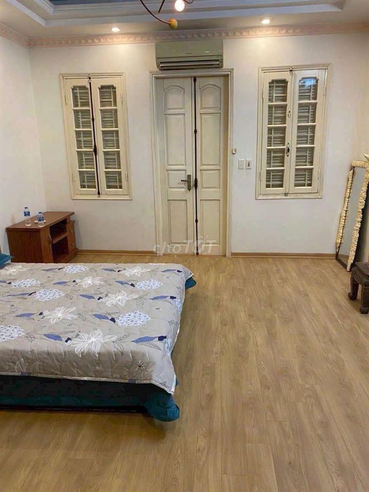 hơn 5đ nhỏ - Phú Thượng Tây Hồ - 30m2 - hàng xóm sunshine, chủ nhiệt