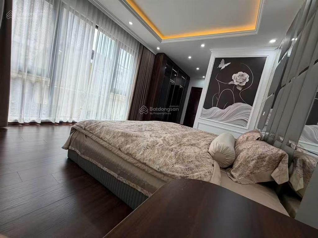 6,9 tỷ  nhà cầu cốc, vinsmart city, 40m2, 6 tầng, thang máy, ô tô đỗ cửa