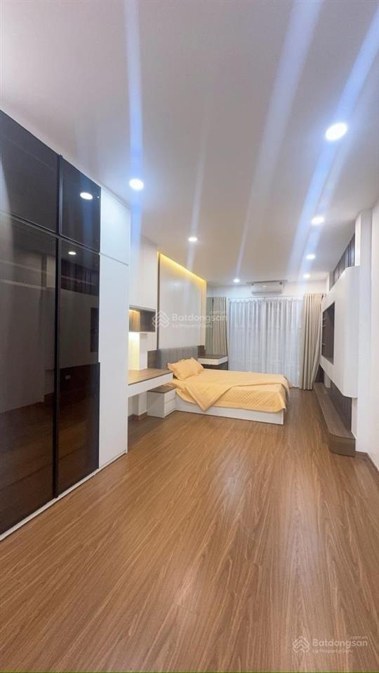 8,9 tỷ  nhà nguyễn khánh toàn  siêu phẩm 6 tầng thang máy  kinh doanh  tiện ích ngập tràn