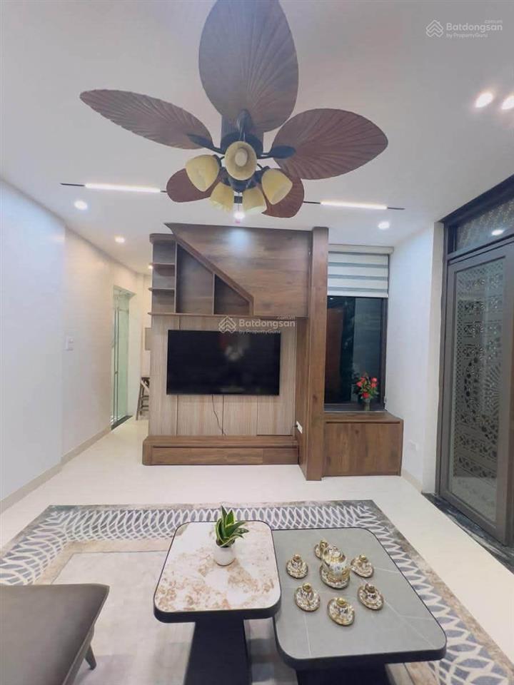 Bán gấp nhà riêng 8 tỷ vnd, 45 m2, 4pn, 4wc tại văn cao, phường kim mã, quận ba đình