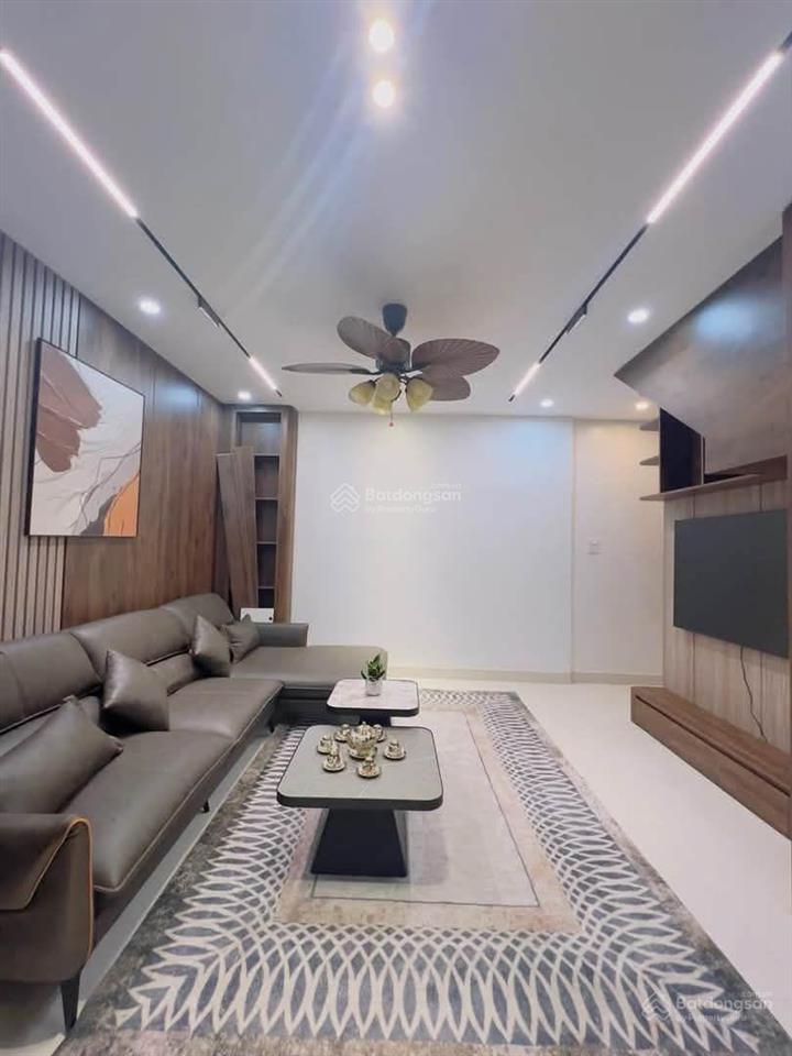 Bán gấp nhà riêng 8 tỷ vnd, 45 m2, 4pn, 4wc tại văn cao, phường kim mã, quận ba đình