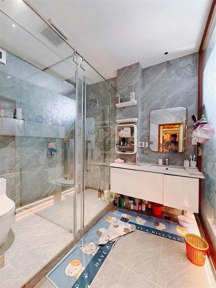 Bán nhà mặt phố, diện tích hơn 108m2 ở tân bình giá nhỉnh hơn 13 tỷ