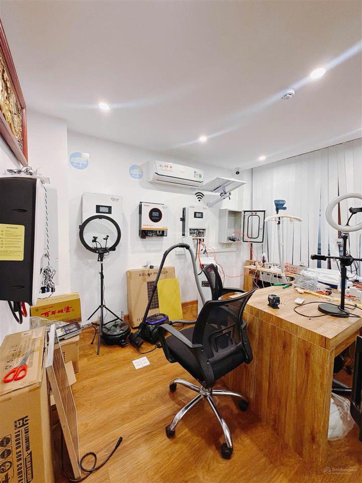 Bán nhà mặt phố, diện tích hơn 108m2 ở tân bình giá nhỉnh hơn 13 tỷ