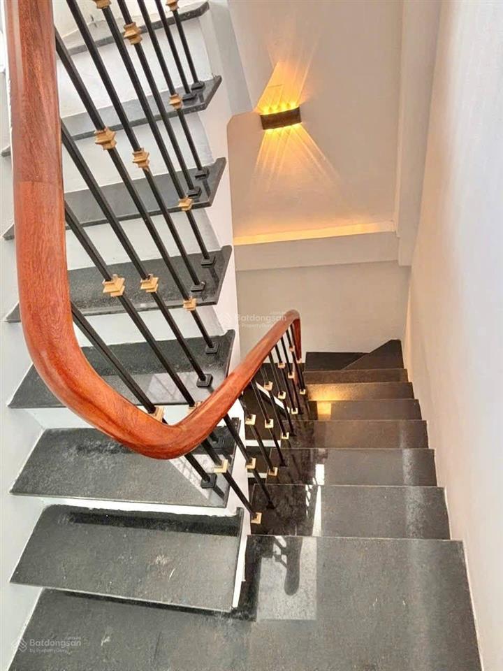 Thọ lão  hai bà trưng nhà 30m² 5 tầng mới hơn 8 tỷ