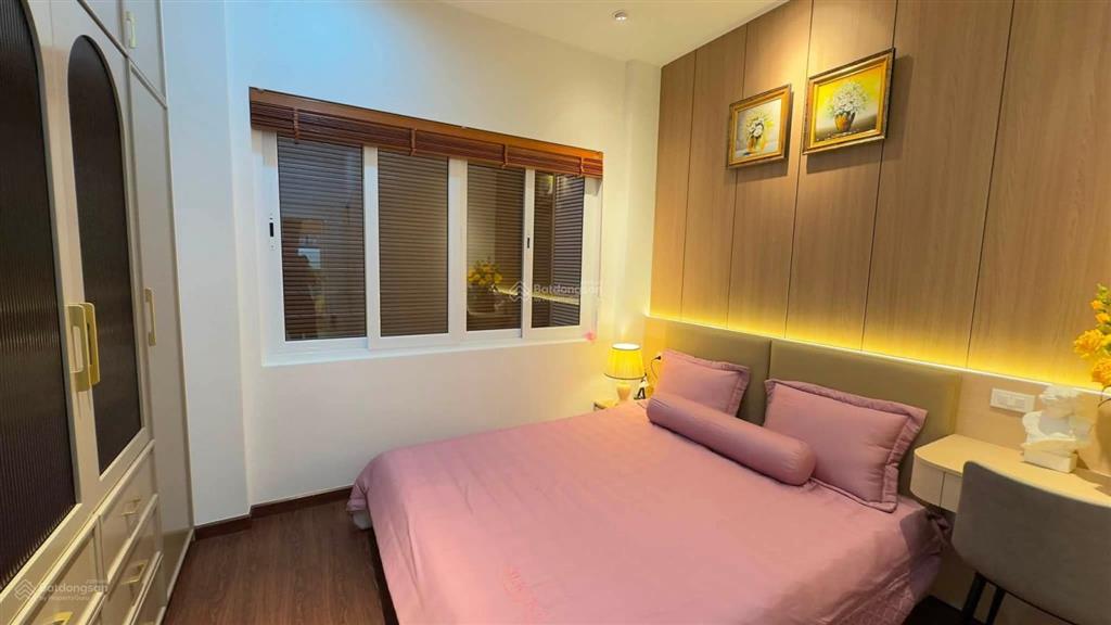 Cảm hội  hai bà trưng 5 tầng 6 ngủ  full nội thất  ô tô đỗ cửa