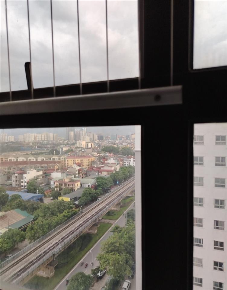 Căn hộ tầng trung full nội thất  ở ngay  tiện ích bạt ngàn