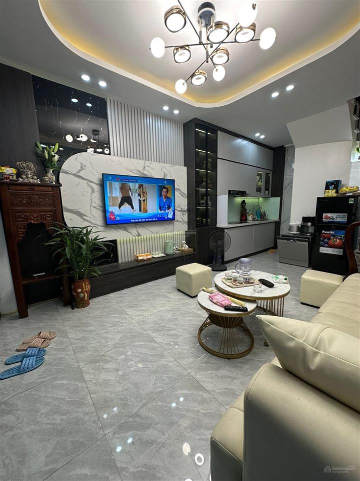 Kim ngưu nhà 4 tầng mới 3n3wc giá chỉ nhỉnh 6 tỷ