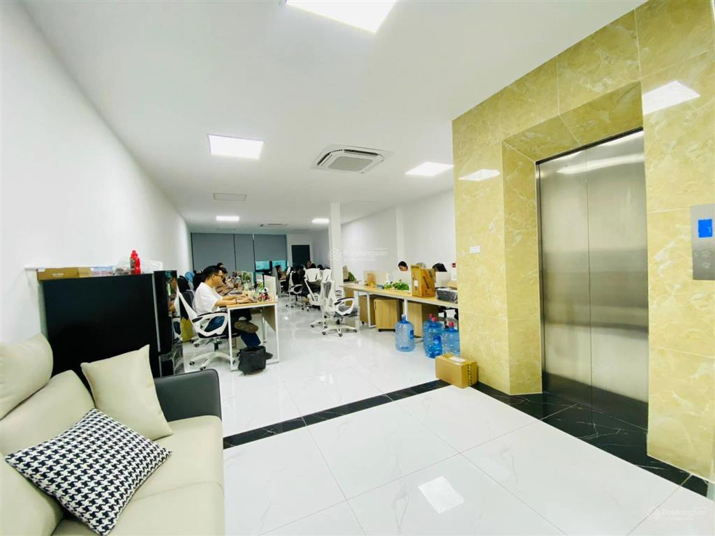 Bán tòa văn phòng phố thi sách  hòa mã, 200m, 9 tầng thang máy hoàn công, mặt tiền 10m