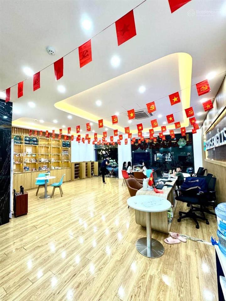 Bán tòa nhà phố hòa mã 100m x 8 tầng thang máy, mặt tiền 8m, vỉa hè rộng thoáng kinh doanh