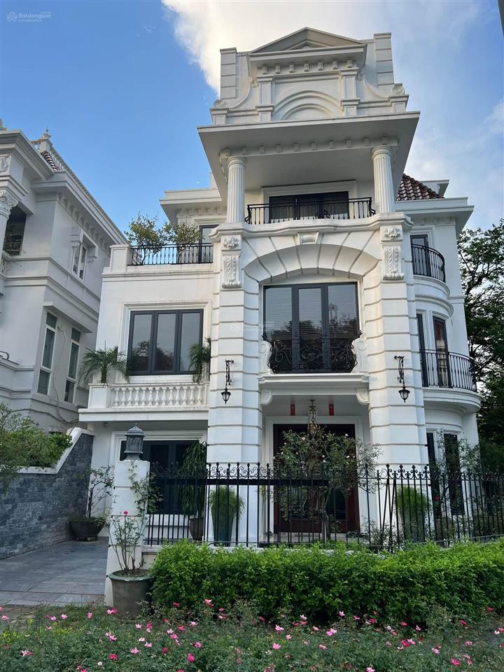 Bán tòa biệt thự song lập ciputra kđt nam thăng long 350m2 x mặt tiền 20m, khu vip hiếm nhà bán