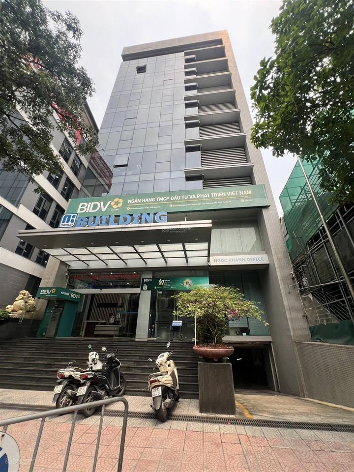Bán tòa nhà mặt phố nguyễn sơn  nguyễn văn cừ, 200m x 11 tầng thang máy, kinh doanh, cho thuê vp