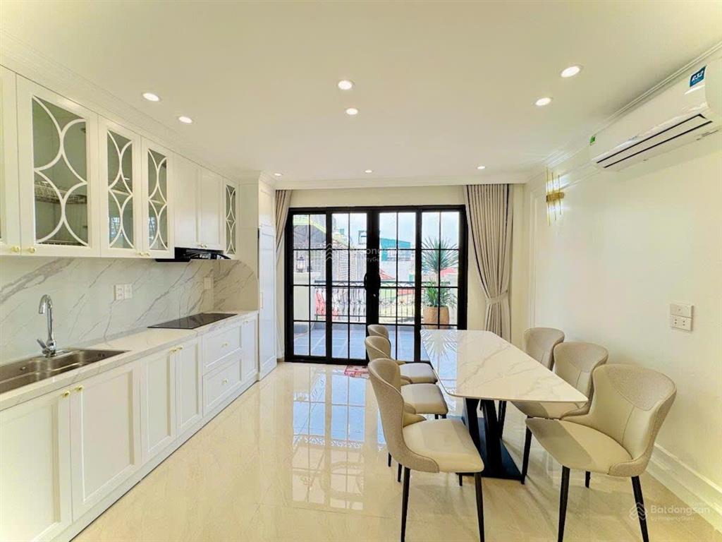 Bán nhà đẹp phân lô đường nguyễn lân, 35m x 6 tầng thang máy, giá nhỉnh 12 tỷ