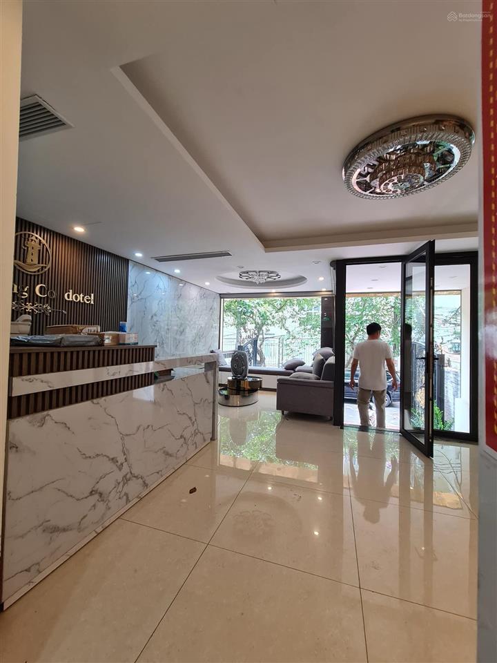 Bán tòa nhà khách sạn phố cổ hai bà trưng 100m2 x 8 tầng thang máy, hiếm có khó tìm