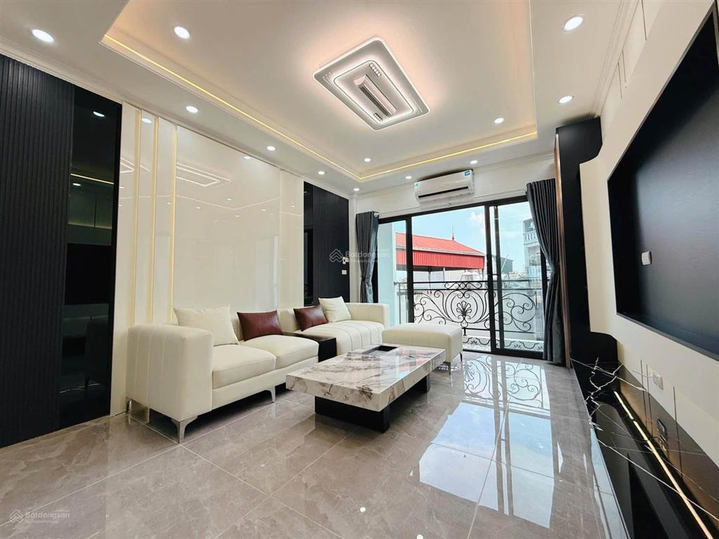 Bán nhà trung tâm thanh xuân, nguyễn lân, phân lô ô tô, 35m2, 6 tầng thang máy, 30m ra phố