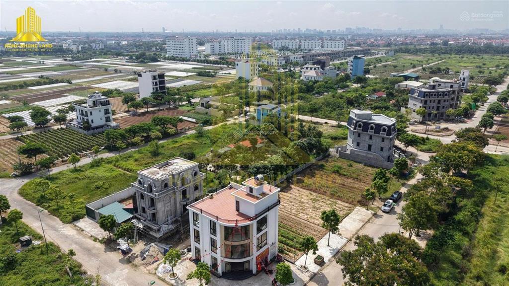 Chính chủ cần bán gấp lô nền 100m2 đường 24m hướng đông khu b, giá cực sốc