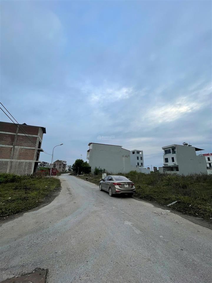 Chưa đến 10 tỷ sở hữu lô nền 190,7m2 ngay đường ql 35, đã có nhà 4t, trục kinh doanh cực sầm uất