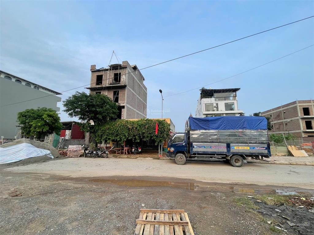 Chưa đến 10 tỷ sở hữu lô nền 190,7m2 ngay đường ql 35, đã có nhà 4t, trục kinh doanh cực sầm uất