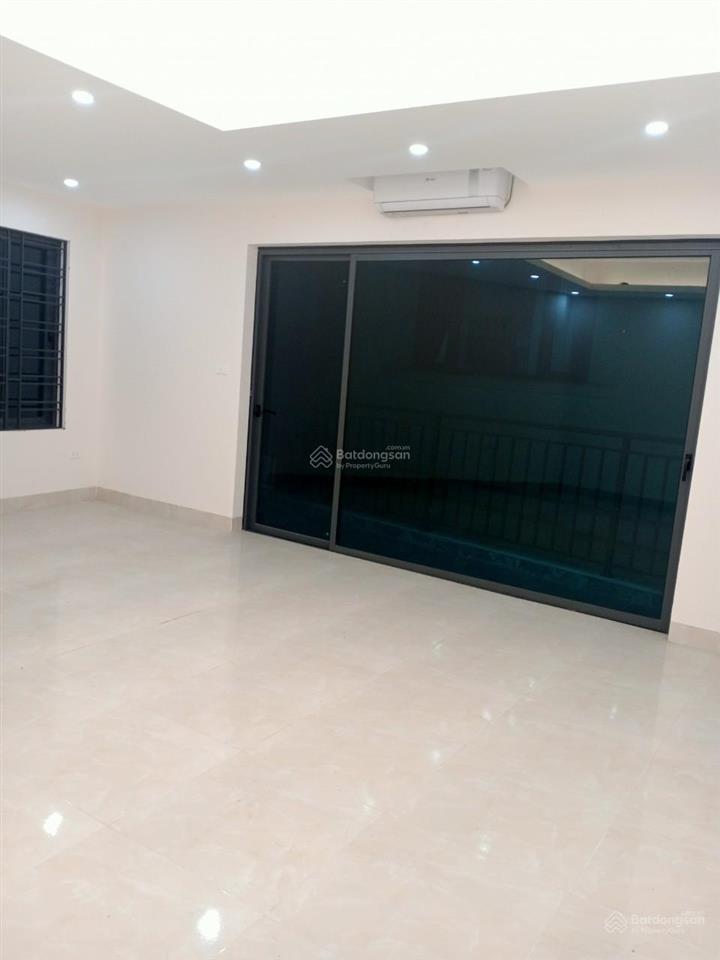 Cho thuê văn phòng khu vực xuân la  lạc long quân  võ chí công, diện tích sàn 25m² giá 4,5 tr/th
