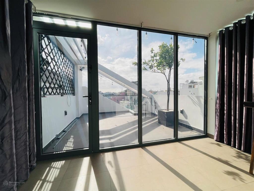 Nhà mới đẹp 5 tầng, nội thất xịn, xe hơi ngủ nhà, khu phân lô cao tầng ngay tt gò vấp, giá 9.x tỷ