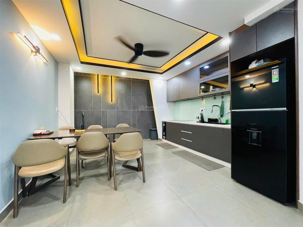 Nhà mới đẹp 5 tầng, nội thất xịn, xe hơi ngủ nhà, khu phân lô cao tầng ngay tt gò vấp, giá 9.x tỷ