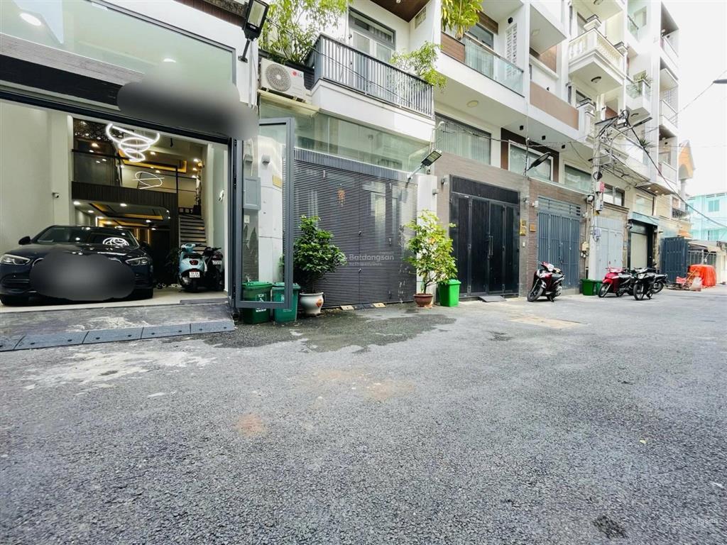 Nhà mới đẹp 5 tầng, nội thất xịn, xe hơi ngủ nhà, khu phân lô cao tầng ngay tt gò vấp, giá 9.x tỷ