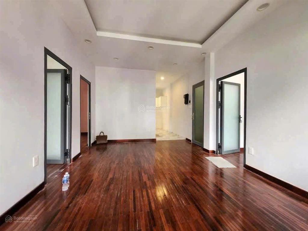 Căn hộ hiếm 78 m2, ngay trung tâm quận 5, vừa ở sướng vừa tiện di chuyển, view công viên, nhỉnh 3t