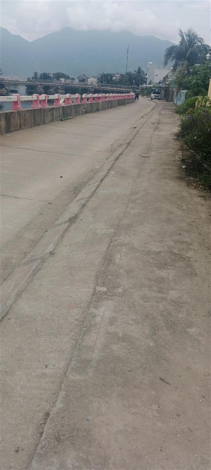 Lô đất gần biển, gần sông diện tích 75m2 kiệt ô tô thông bốn phía