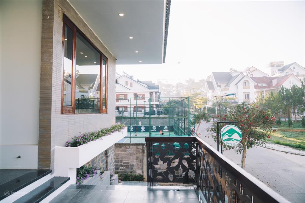 Biệt thự trung tâm đà lạt view đẹp giá 53 tỷ