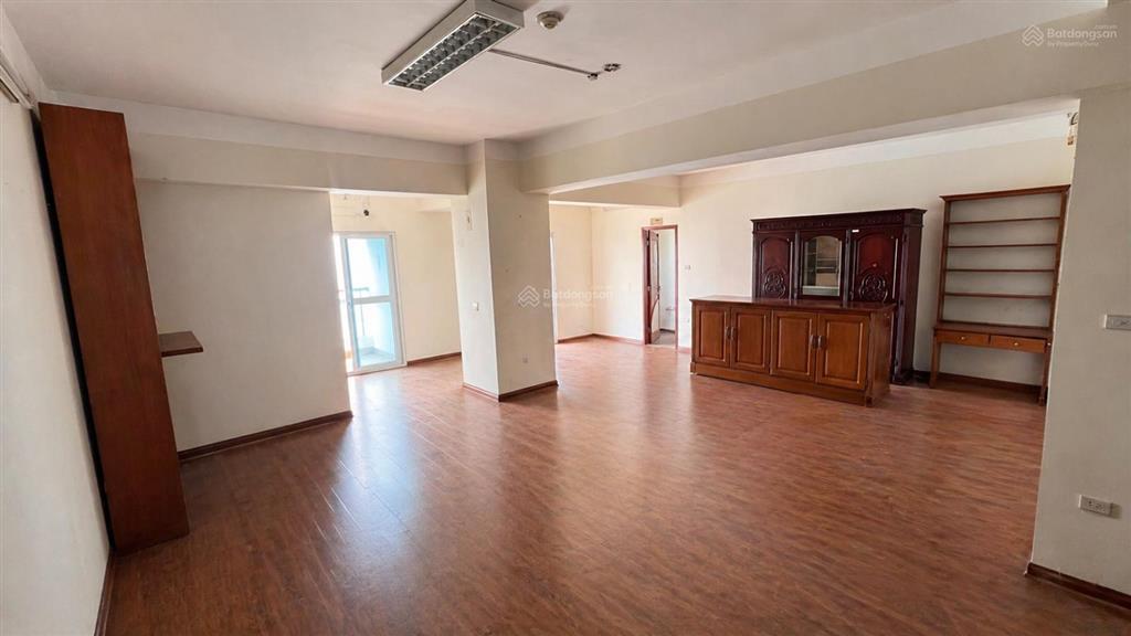 Giá chốt 23 tỷ  căn góc 207m2 x 4 ngủ  c'land tower xã đàn  view hồ  tầng cao  sẵn sổ trao tay