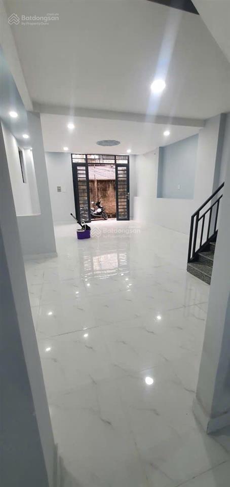 Nhà 3 mặt tiền đường lê thị bạch cát, quận 11, dt 60m2, nhà mới, sổ hồng 2026