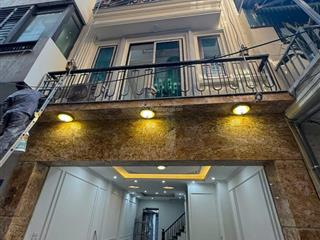 Bán nhà phố dương quảng hàm 47/50m mặt tiền 4.7m,ngõ rộng ô tô vào nhà, nhà 2 mặt ngõ , thang máy