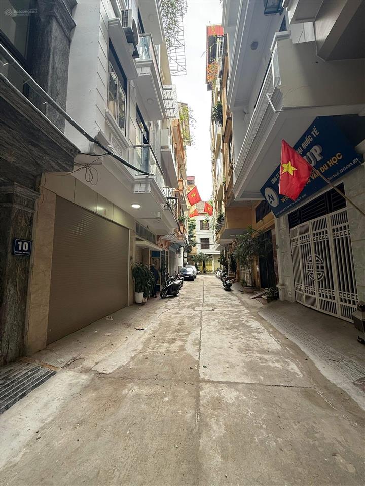 Phố dương quảng hàm  ô tô tránh  thông sàn  6 tầng thang máy  2 mặt tiền  kinh doanh cực đỉnh